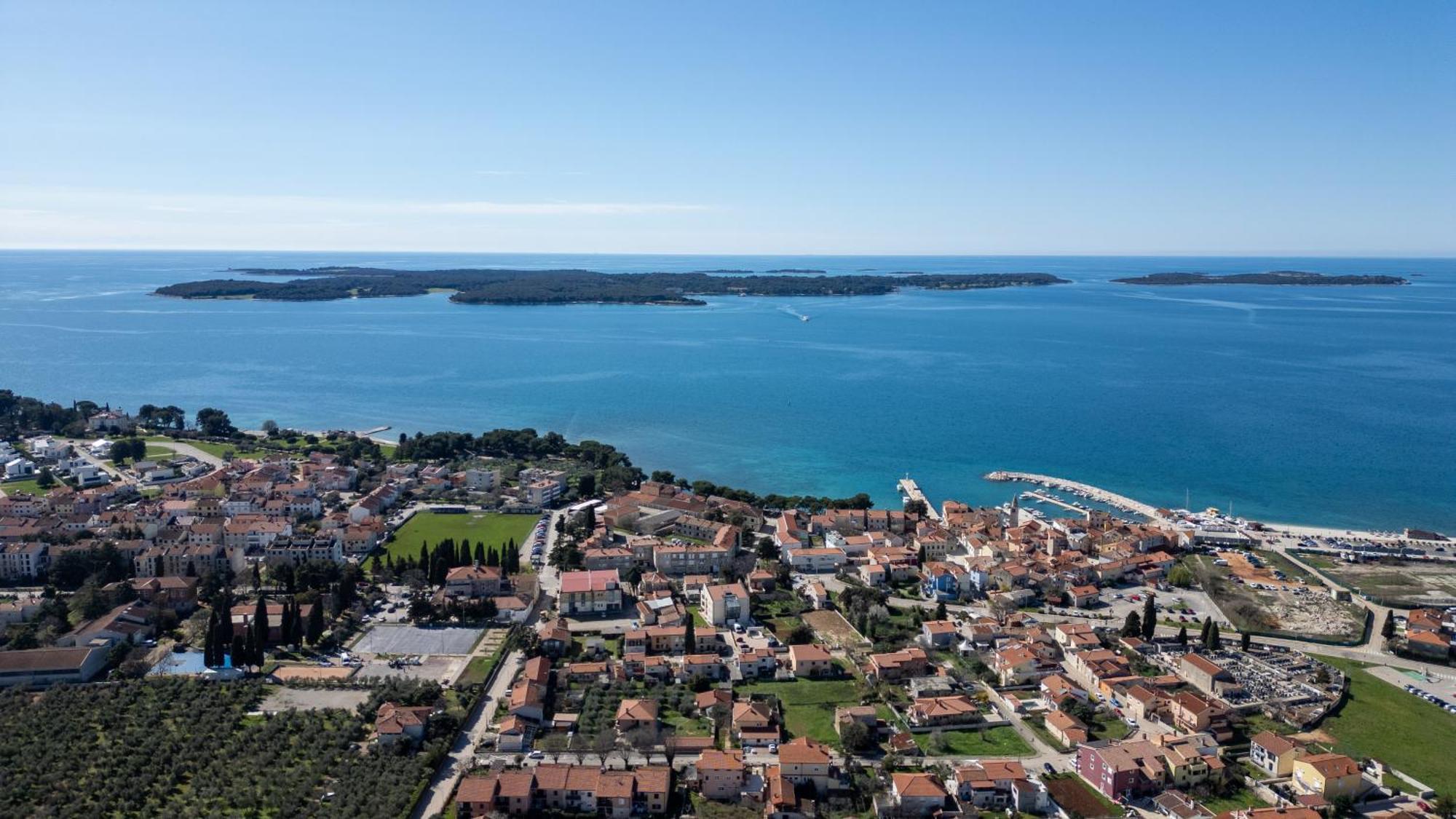 Apartman Milijana Fažana Buitenkant foto