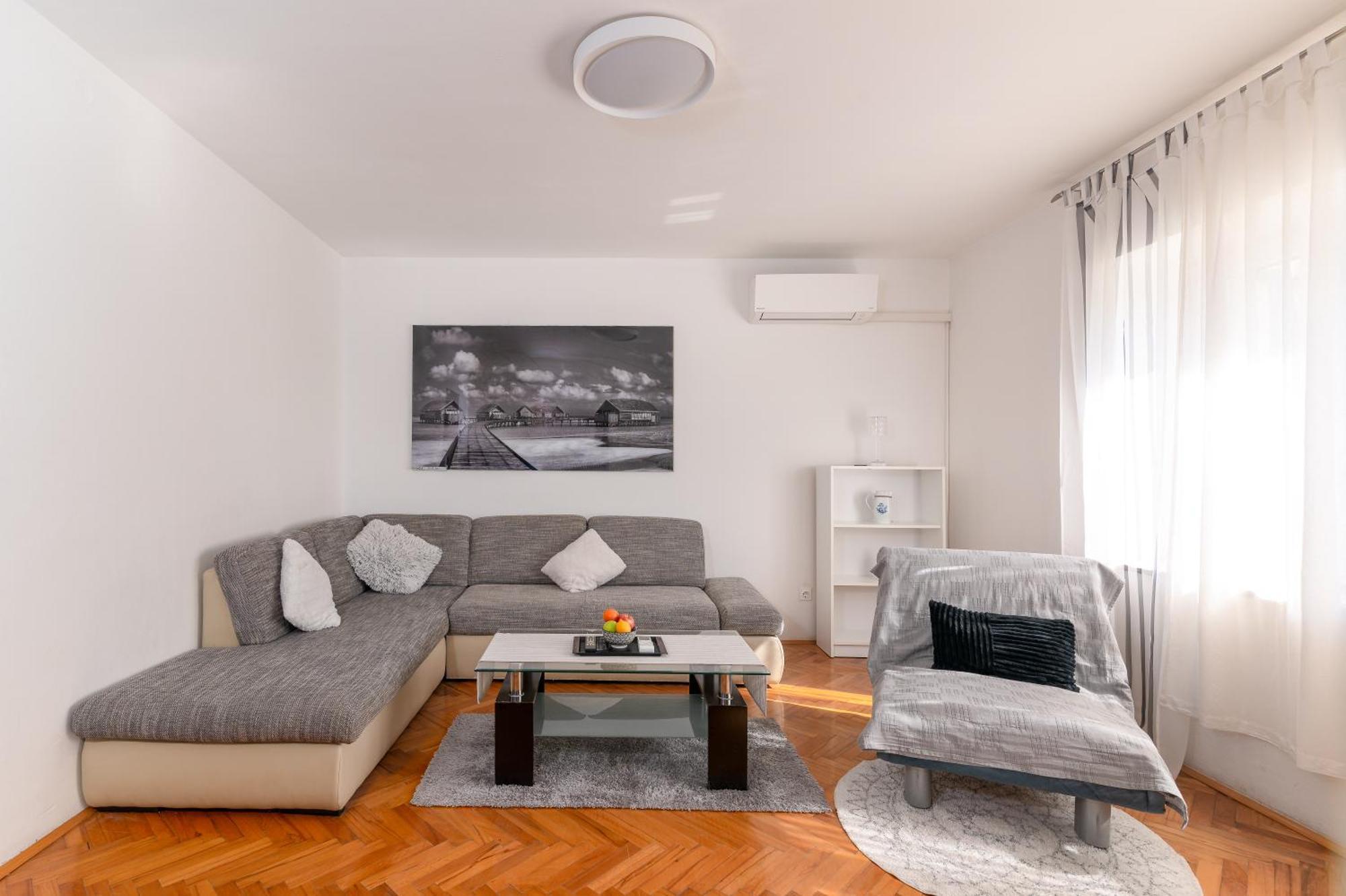 Apartman Milijana Fažana Buitenkant foto
