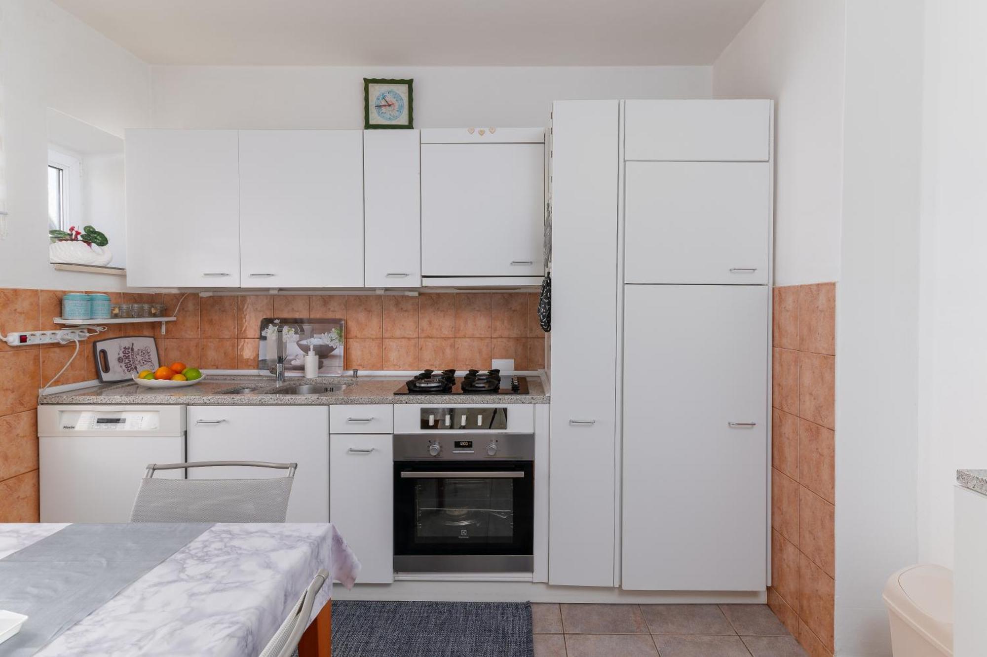 Apartman Milijana Fažana Buitenkant foto